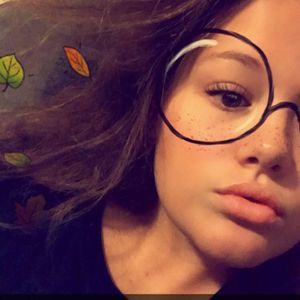 Meet your Posher, Mikayla